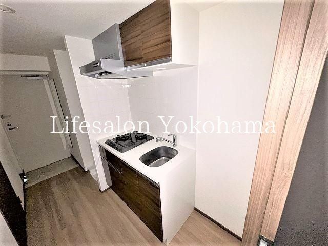 �y�L�b�`���z�@