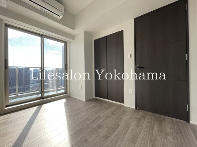 �y���̑������E�X�y�[�X�z�@���r���O/����