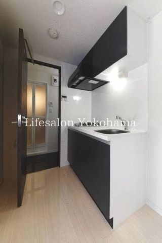 �y�L�b�`���z�@