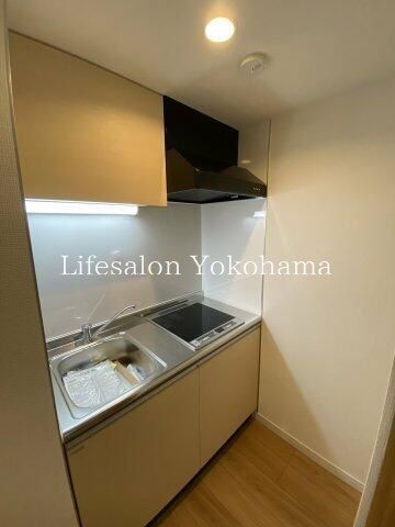 �y�L�b�`���z�@