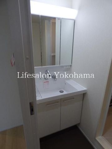 �y���ʏ��z�@