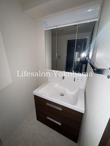 �y���ʏ��z�@