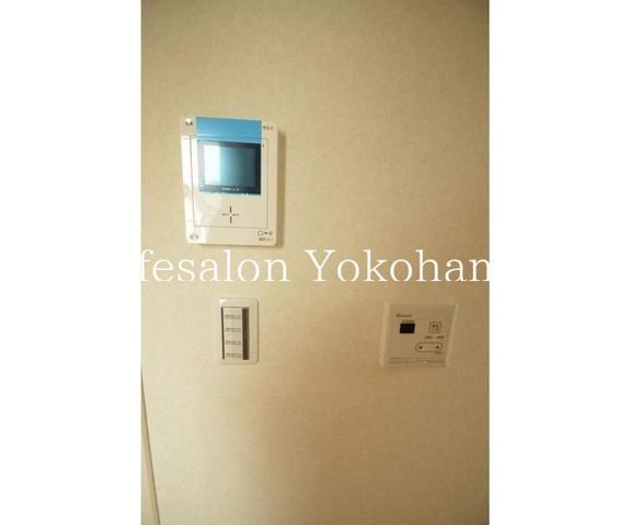 �y���̑��ݔ��z�@