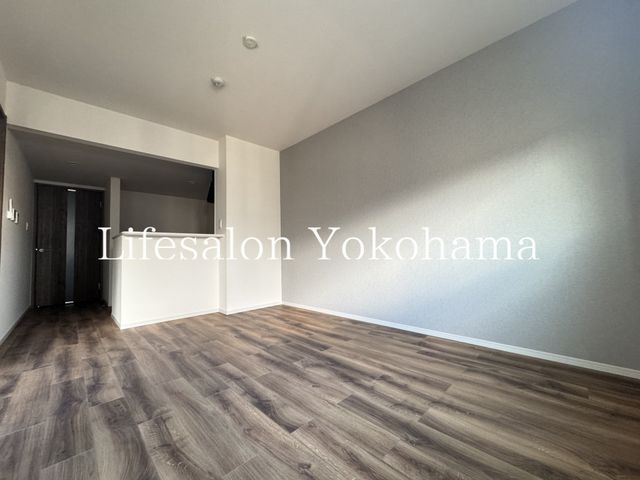 �y���ԁE���r���O�z�@