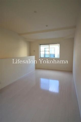 �y���ԁE���r���O�z�@