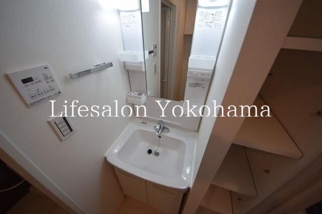 �y���ʏ��z�@