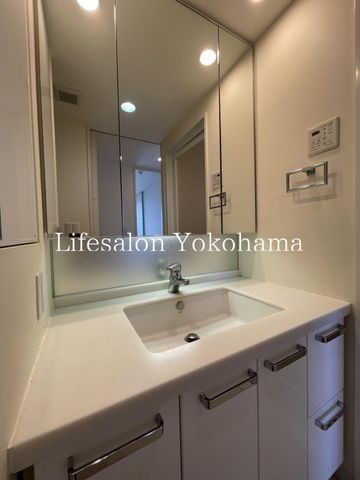 �y���ʏ��z�@