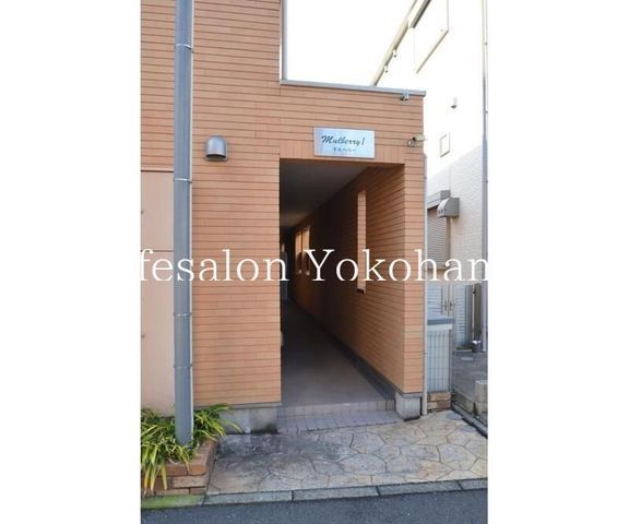 �y�G���g�����X�z�@