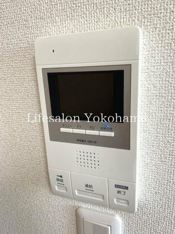 �y���̑��ݔ��z�@