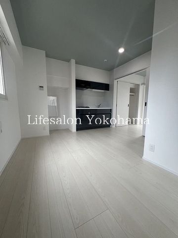 �y���ԁE���r���O�z�@