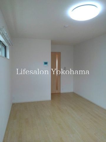 �y���̑������E�X�y�[�X�z�@