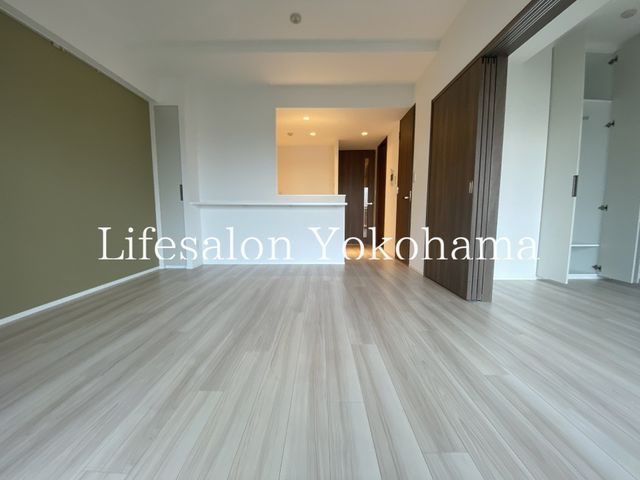 �y���ԁE���r���O�z�@���r���O/����