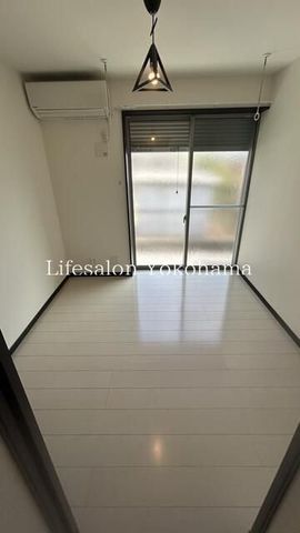 �y���ԁE���r���O�z�@