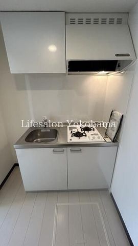 �y�L�b�`���z�@