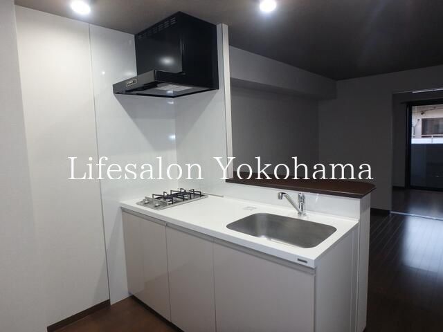 �y�L�b�`���z�@