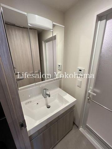 �y���ʏ��z�@