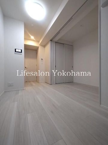 �y���ԁE���r���O�z�@
