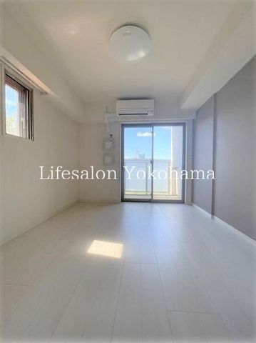 �y���ԁE���r���O�z�@