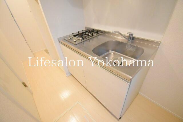 �y�L�b�`���z�@