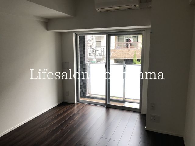 �y���ԁE���r���O�z�@���r���O/����