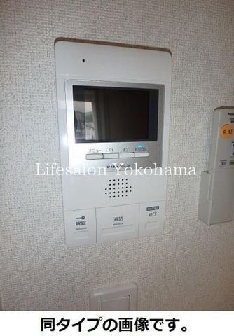 �y���̑��ݔ��z�@