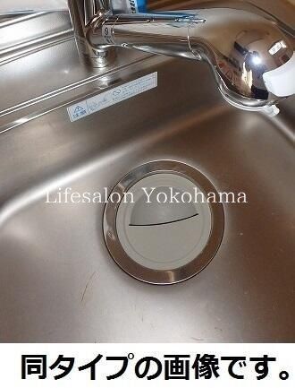 �y�L�b�`���z�@