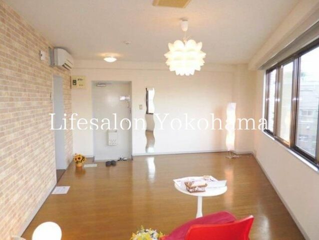 �y���̑������E�X�y�[�X�z�@