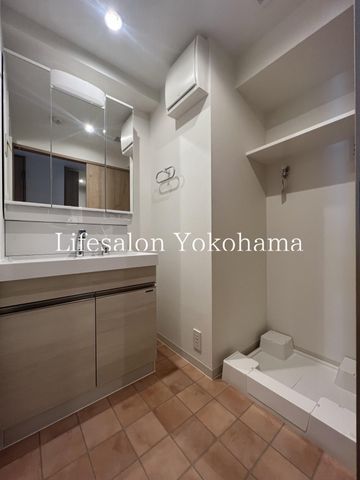 �y���ʏ��z�@