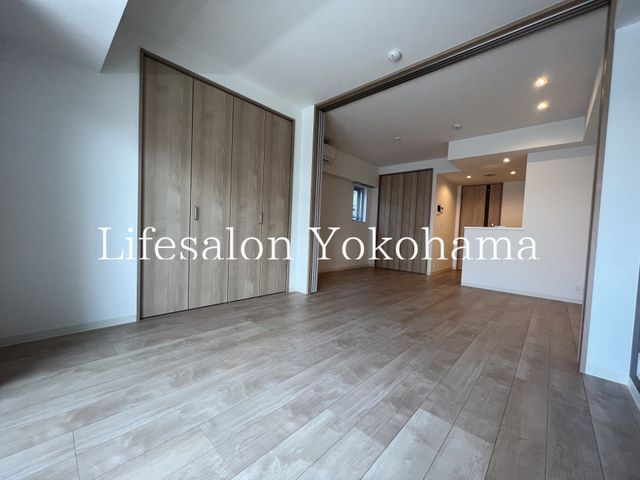 �y���̑������E�X�y�[�X�z�@