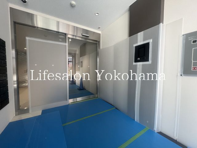 �y���̑��ݔ��z�@