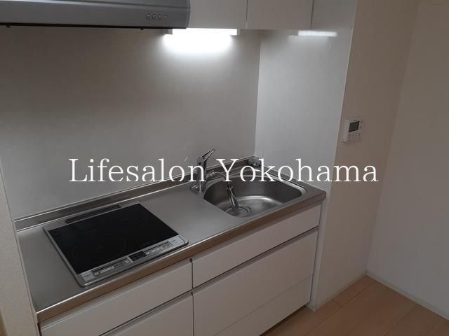 �y�L�b�`���z�@