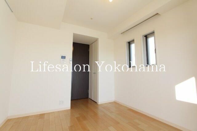 �y���̑������E�X�y�[�X�z�@