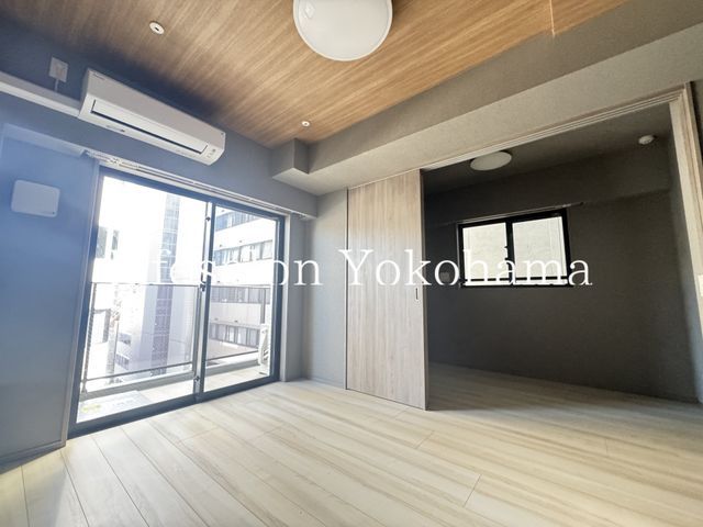 �y���̑��ݔ��z�@���r���O/����