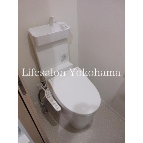 �y�g�C���z�@