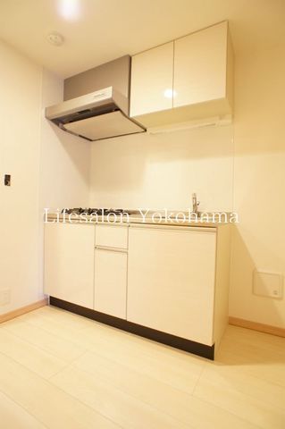 �y�L�b�`���z�@