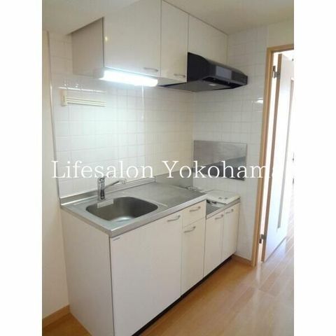 yLb`z@