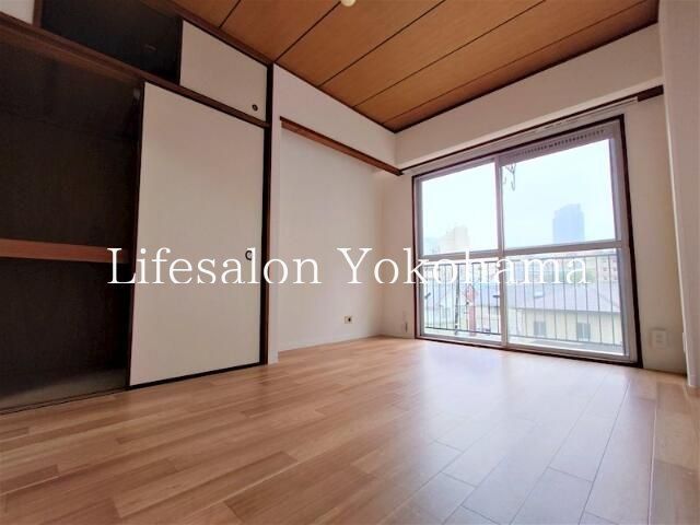 �y���̑������E�X�y�[�X�z�@