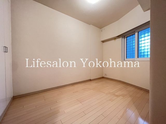 �y���̑������E�X�y�[�X�z�@���r���O/����