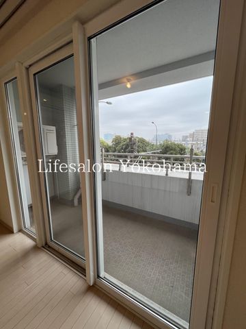 �y�o���R�j�[�z�@�o���R�j�[