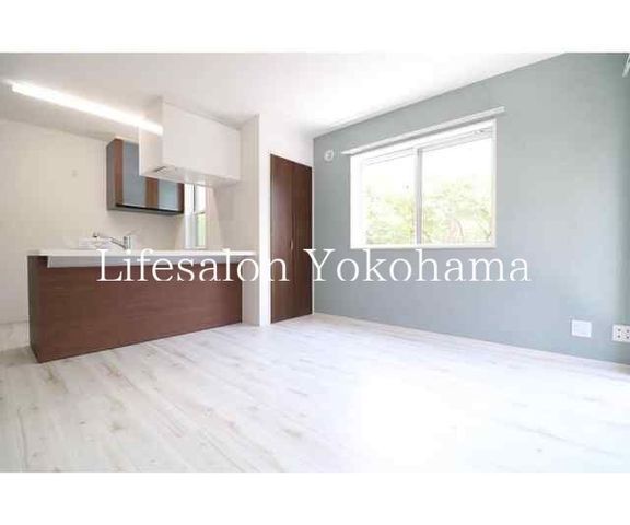 �y���ԁE���r���O�z�@