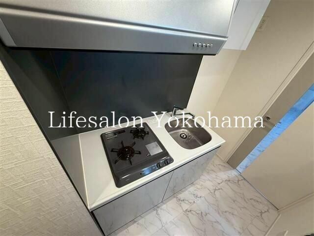 �y�L�b�`���z�@