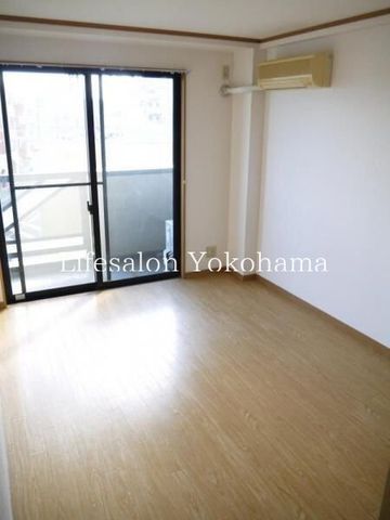 �y���̑������E�X�y�[�X�z�@