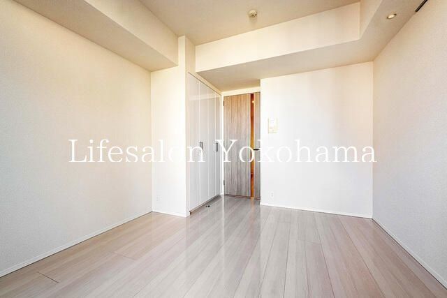 �y���̑������E�X�y�[�X�z�@