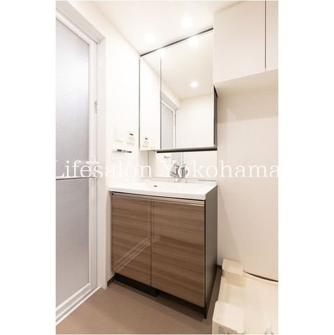 �y���ʏ��z�@