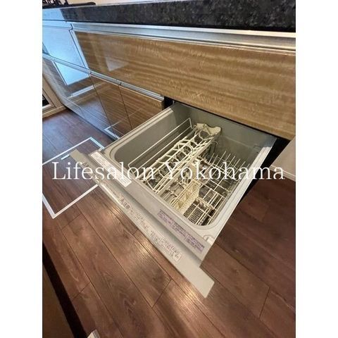 �y���̑��ݔ��z�@