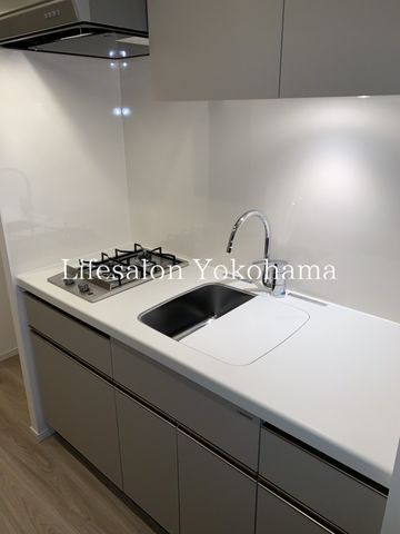 �y�L�b�`���z�@