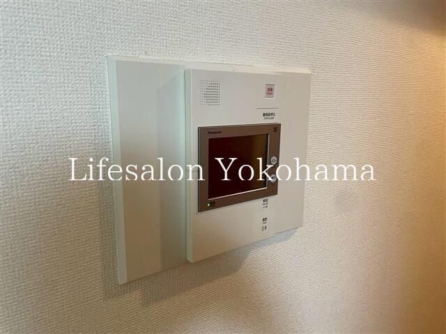 �y���̑��ݔ��z�@