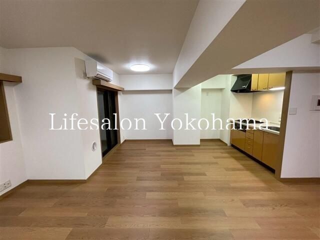 �y���̑������E�X�y�[�X�z�@