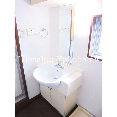 �y���ʏ��z�@