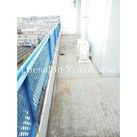 �y�o���R�j�[�z�@